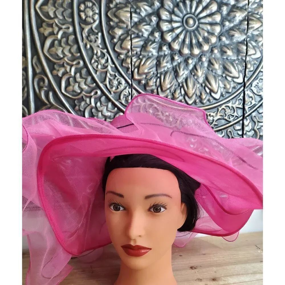Derby hat  - Picture 2 of 4